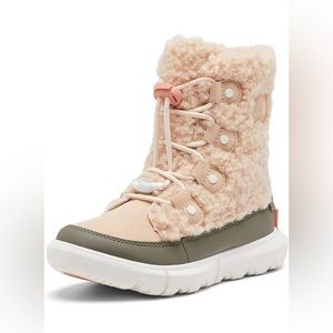 Sorel Explorer Cozy kids size 5 / women size 7